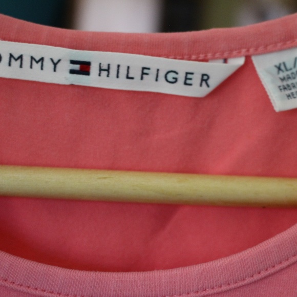 Tommy Hilfiger Sleeveless Tee - Picture 3 of 3